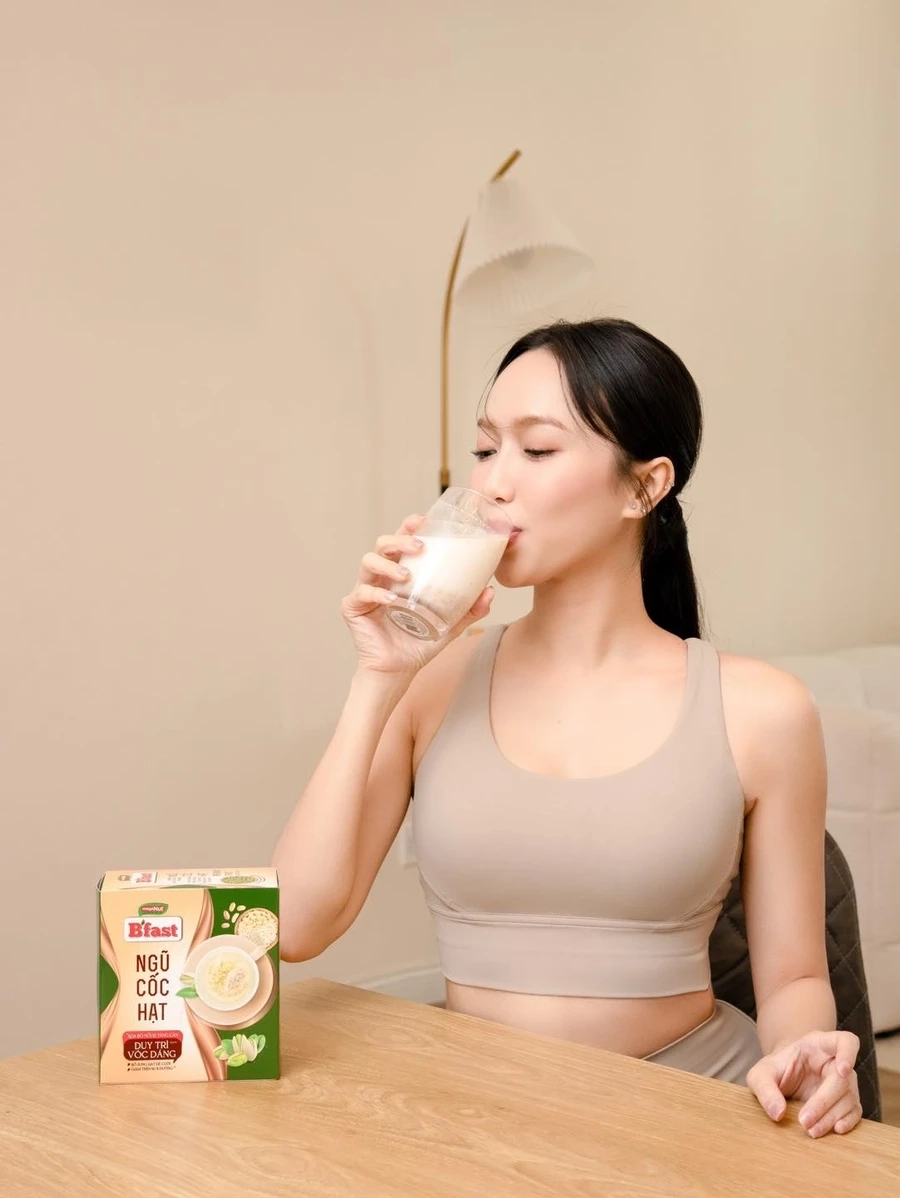 Em bé gái xinh như một nàng công chúa nhỏ