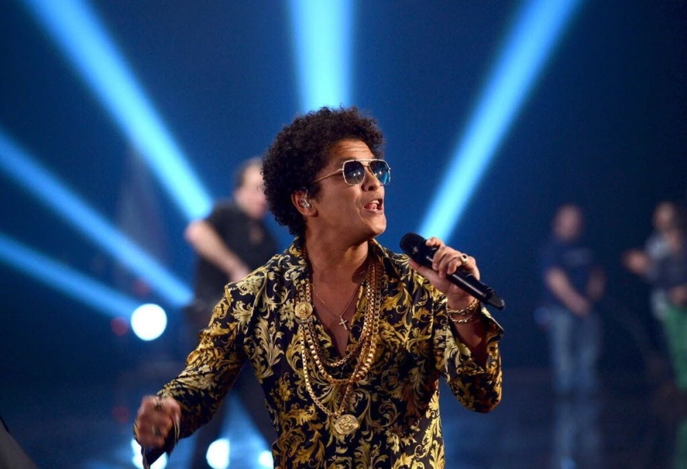 Bruno Mars new song sản phẩm mới cực cuốn hút