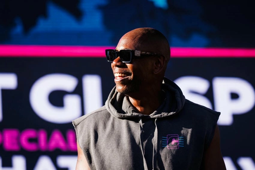 Phim Unfrosted của Dave Chappelle gây chú ý ngay khi ra mắt