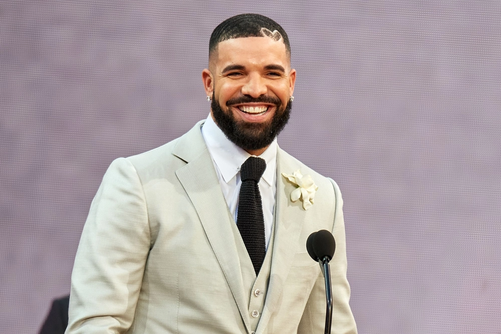 Drakes tên tuổi phủ sóng khắp nền âm nhạc quốc tế