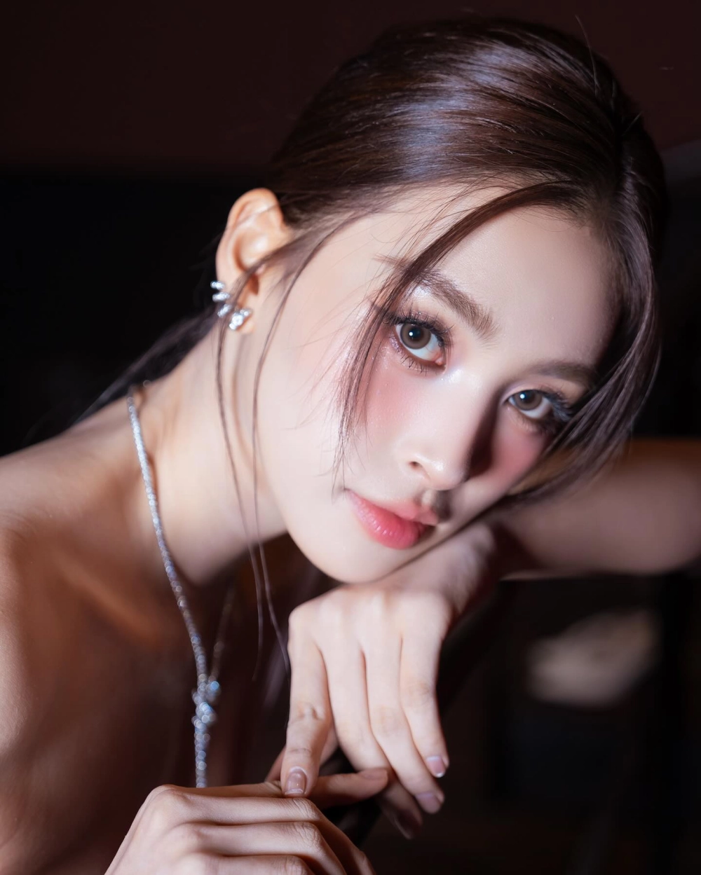 Ảnh gái xinh hot và thần thái đầy cuốn hút, quyến rũ