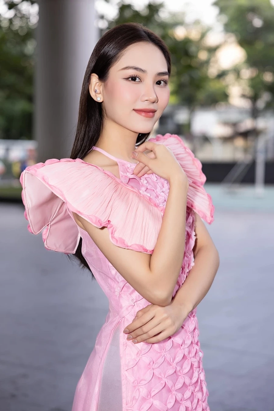 Ảnh con gái dễ thương và vẻ đẹp ngọt ngào, quyến rũ