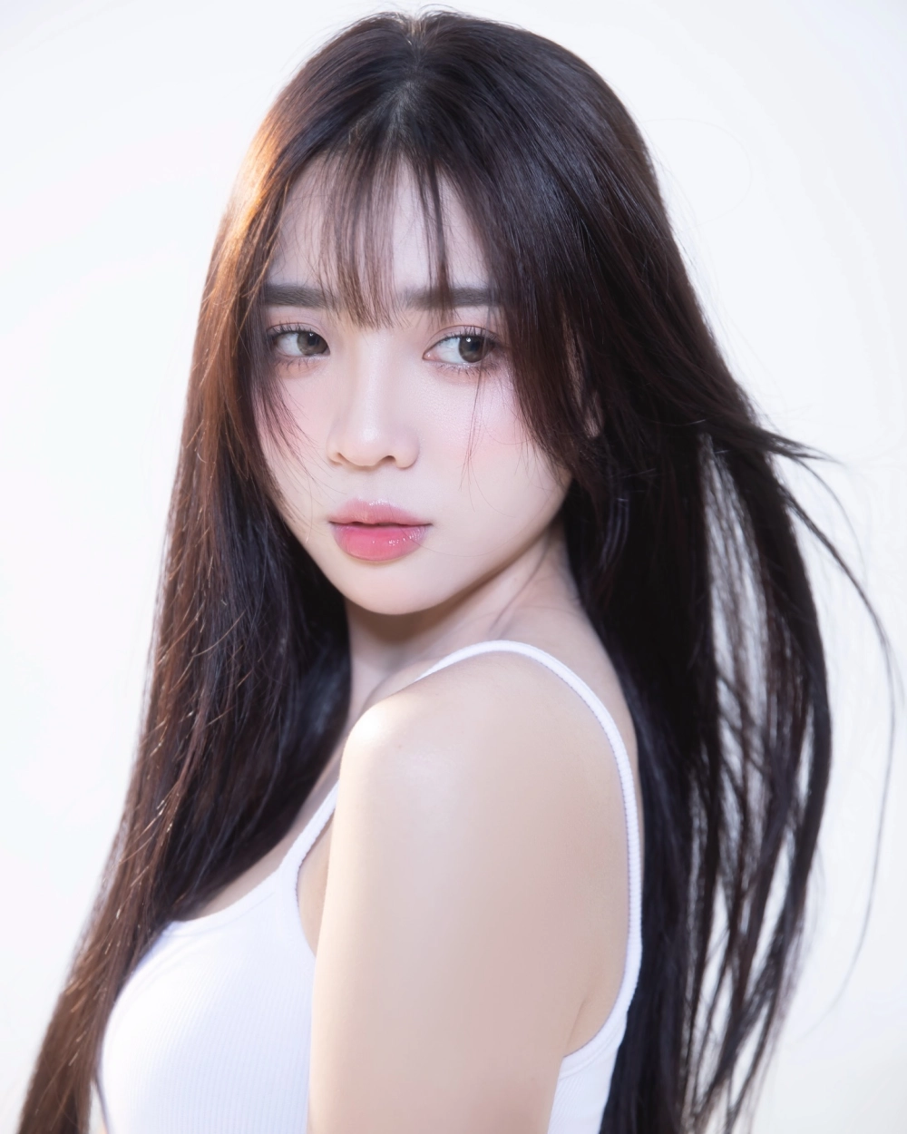 Hình ảnh gái xinh Việt Nam rạng rỡ và thần thái đầy sức sống