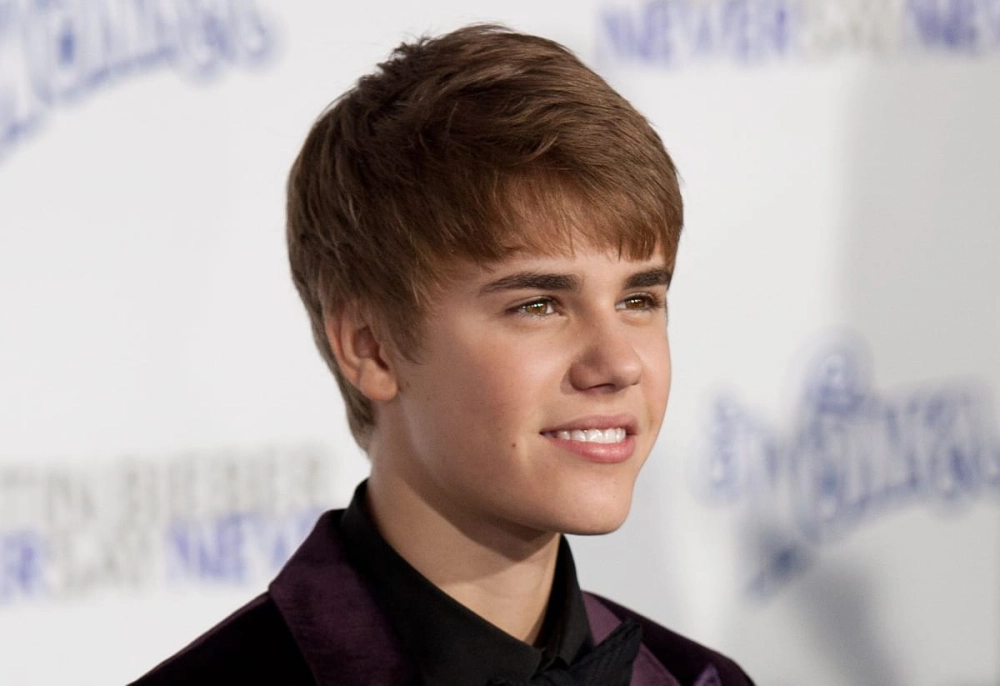 Justin Bieber ngôi sao nhạc pop thế hệ toàn cầu