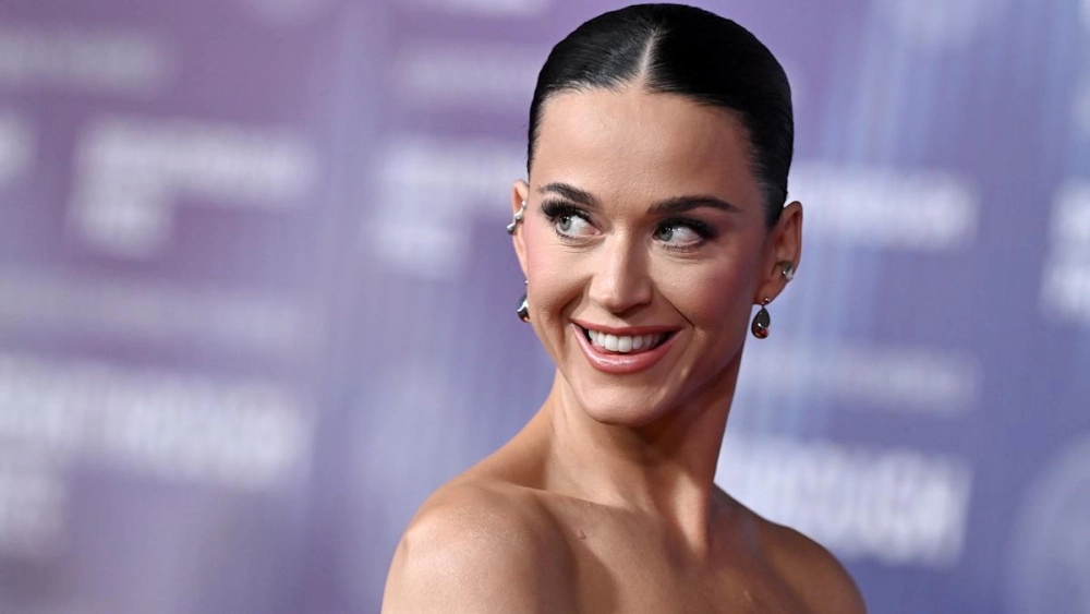 Hot n cold Katy Perry ca khúc bùng nổ sàn diễn
