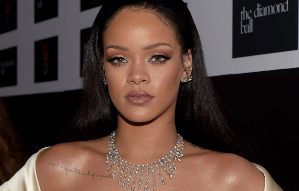 Rihanna I want you to stay ca khúc đầy da diết