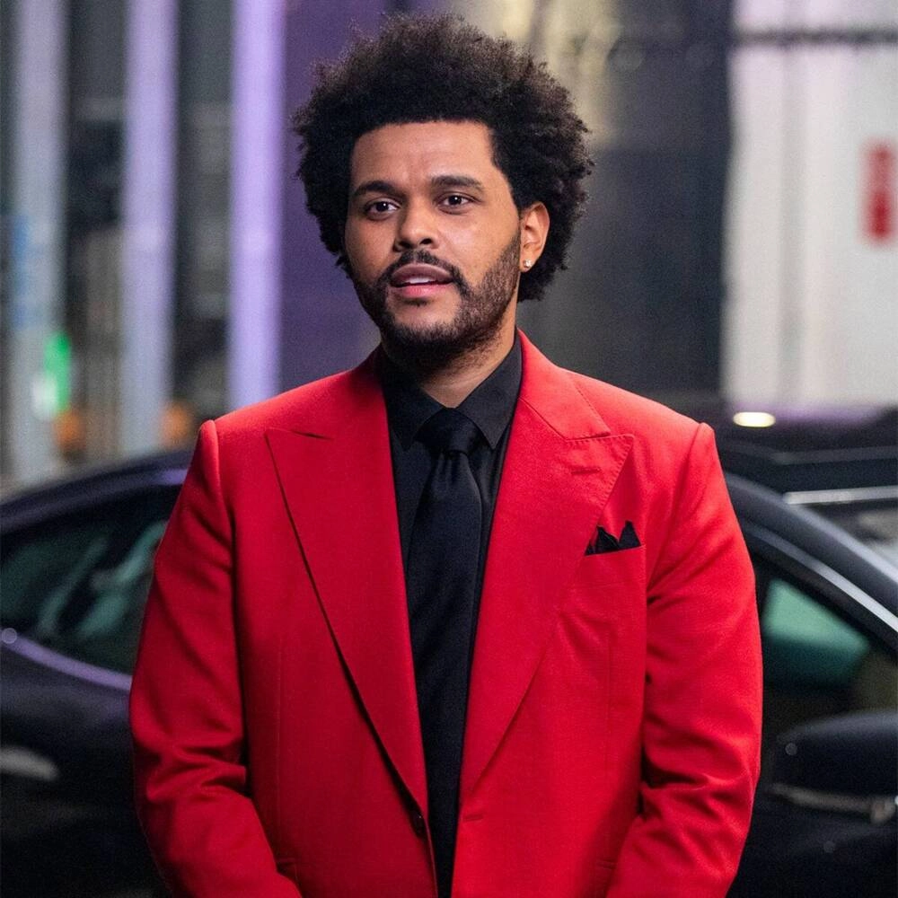 Blinding lights The Weeknd siêu hit làm say mê khán giả