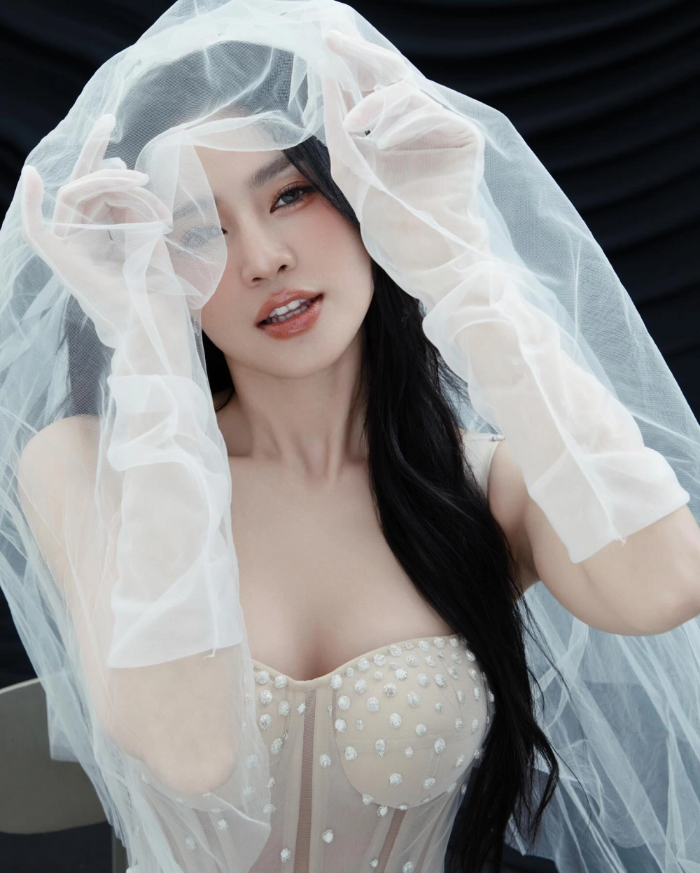 Avatar ảnh gái xinh ngầu thể hiện cá tính riêng của bạn