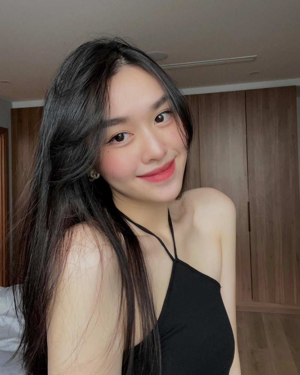 Ig gái xinh và những tài khoản triệu follow bạn nên biết