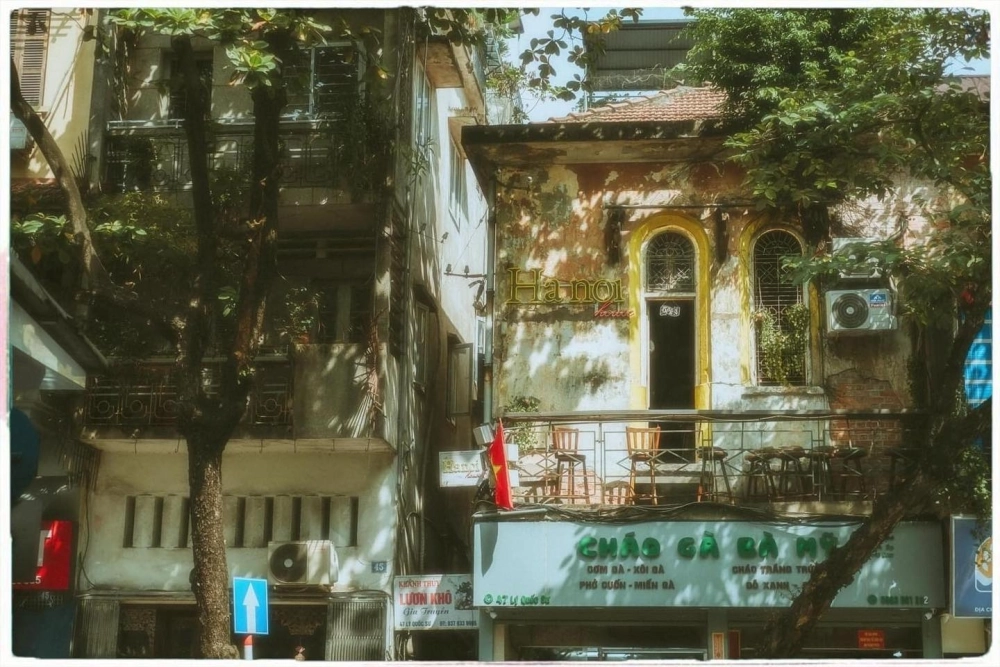 Chụp lại ảnh phố phường hà nội nhộn nhịp và sống động