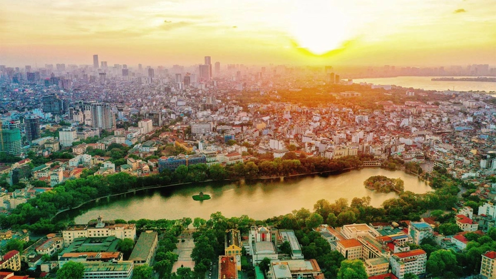 Ngắm ảnh hồ gươm đẹp lung linh trong ánh hoàng hôn
