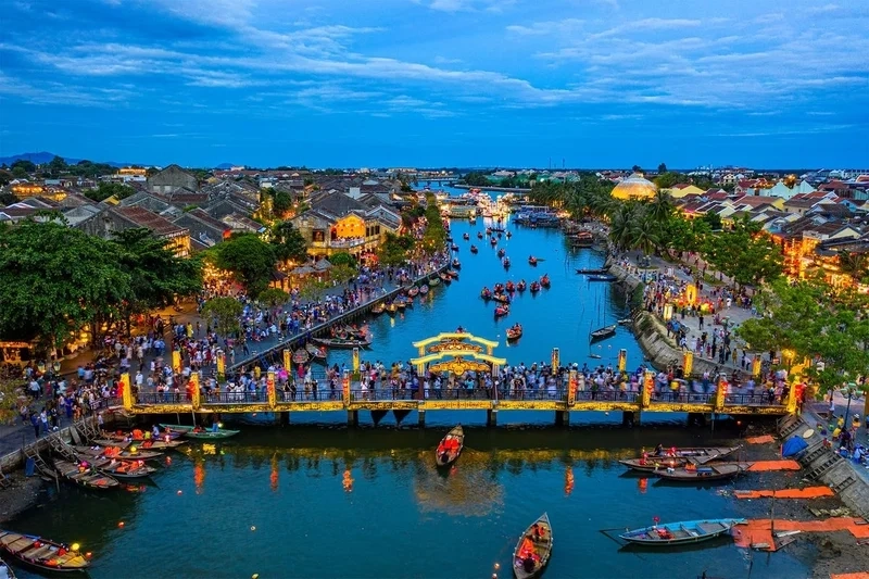 Ngắm nhìn cảnh phố cổ hội an thơ mộng và đặc sắc