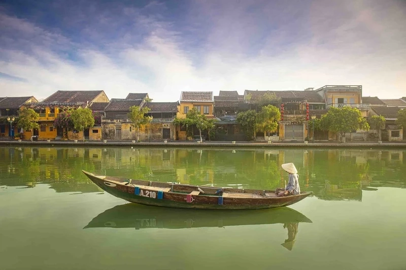 Chiêm ngưỡng ảnh phố cổ hội an về đêm lấp lánh