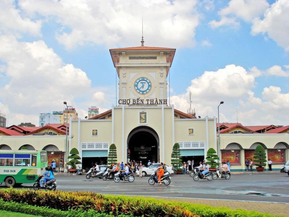 Khám phá phong cảnh sài gòn rực rỡ sắc màu và nhộn nhịp
