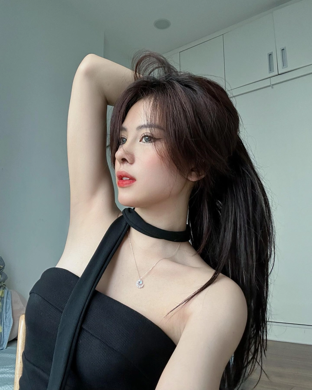 Avatar gái xinh giúp trang cá nhân của bạn thêm thu hút