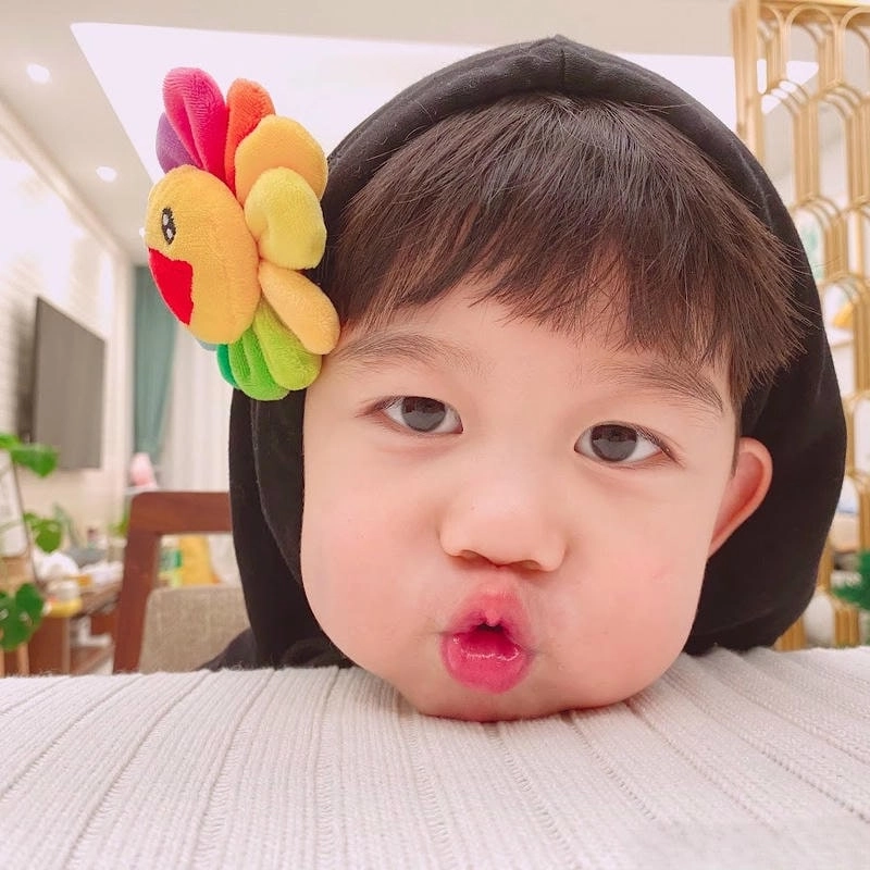 Dễ dàng download avatar tiktok siêu ngầu cho hồ sơ của bạn