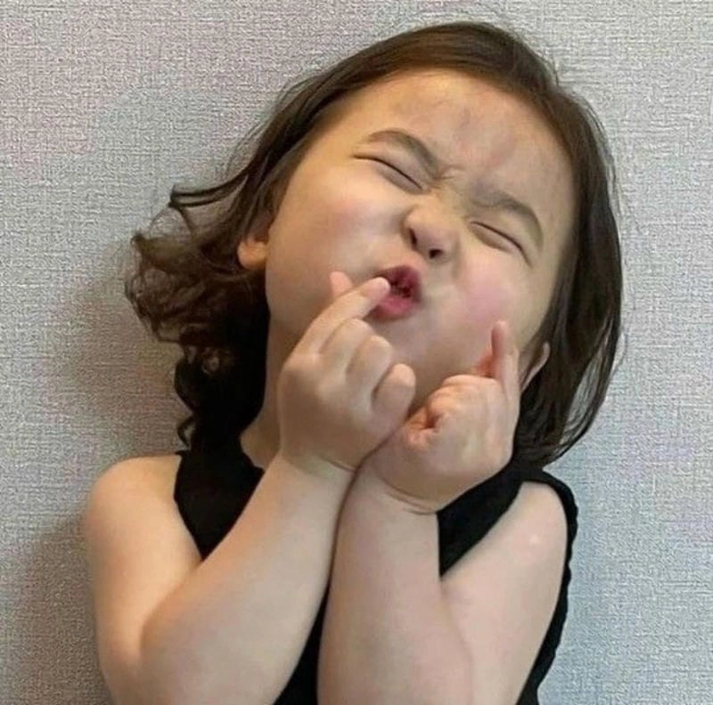 Gợi ý những bức bắn tim meme viral