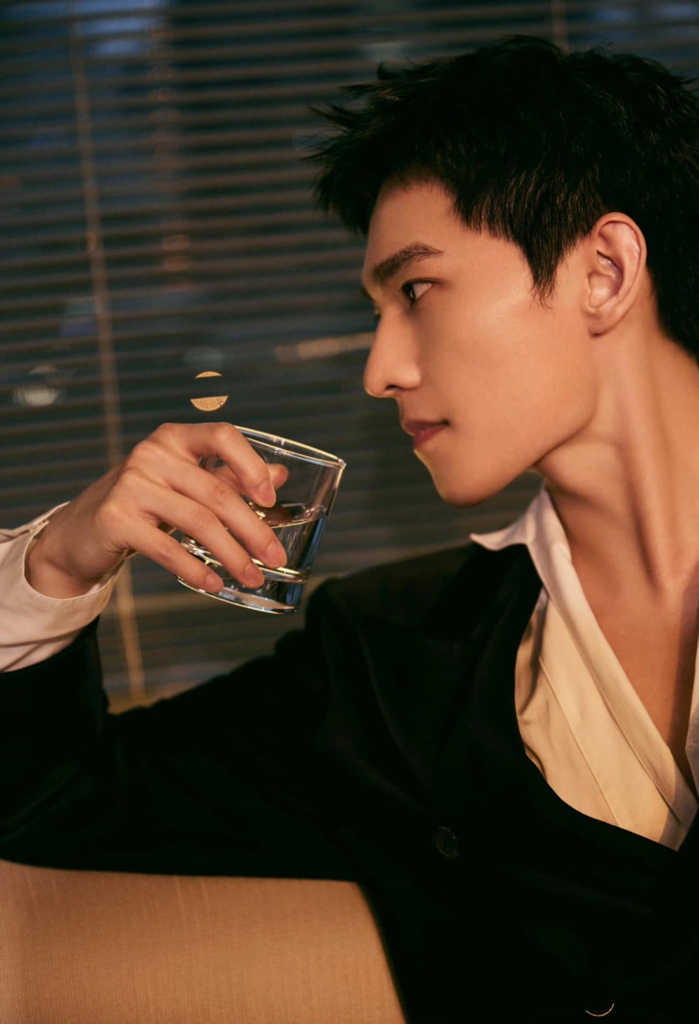 Dương Dương body chuẩn khiến fan mê mẩn