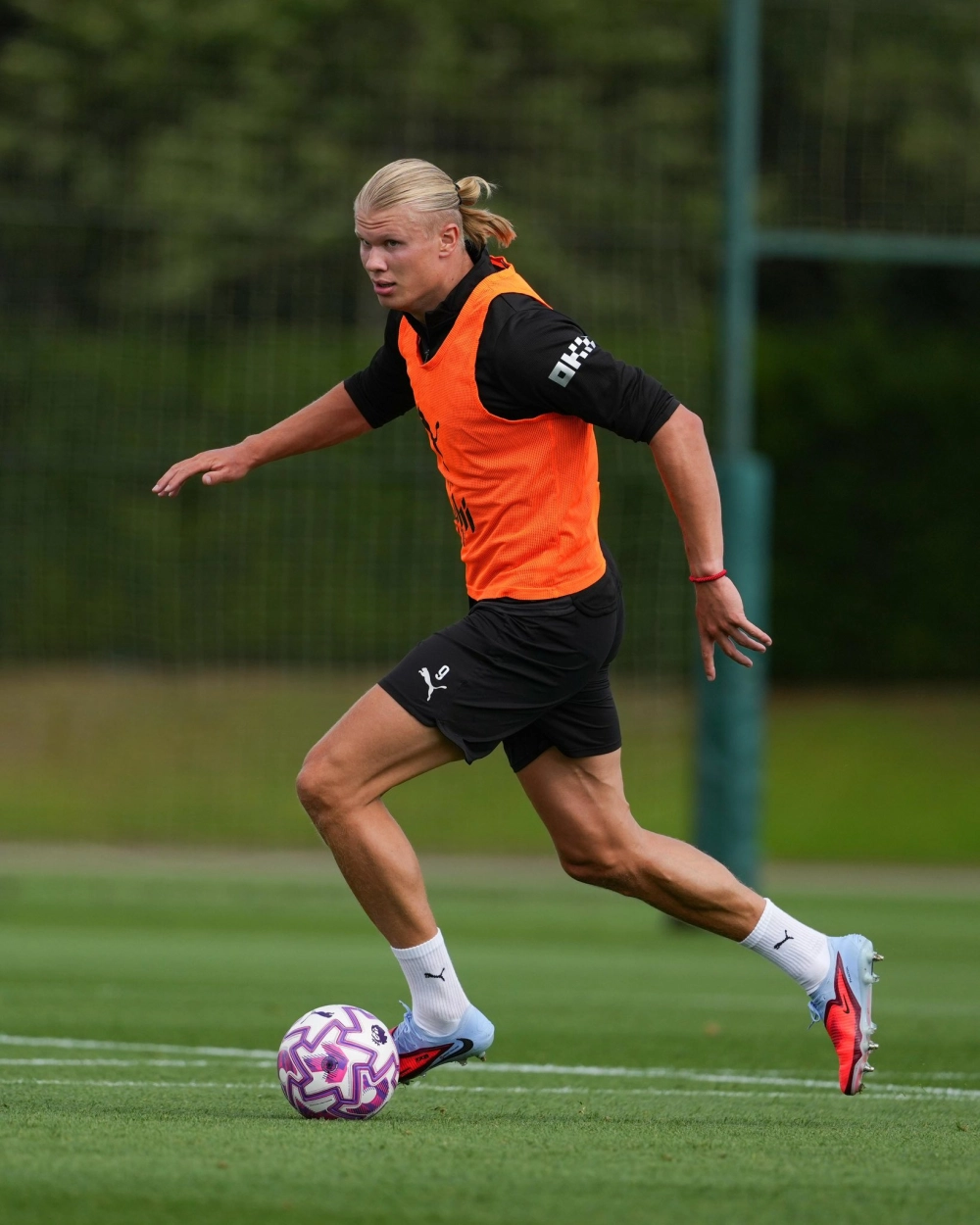 Erling Haaland news luôn cập nhật tin tức nóng hổi