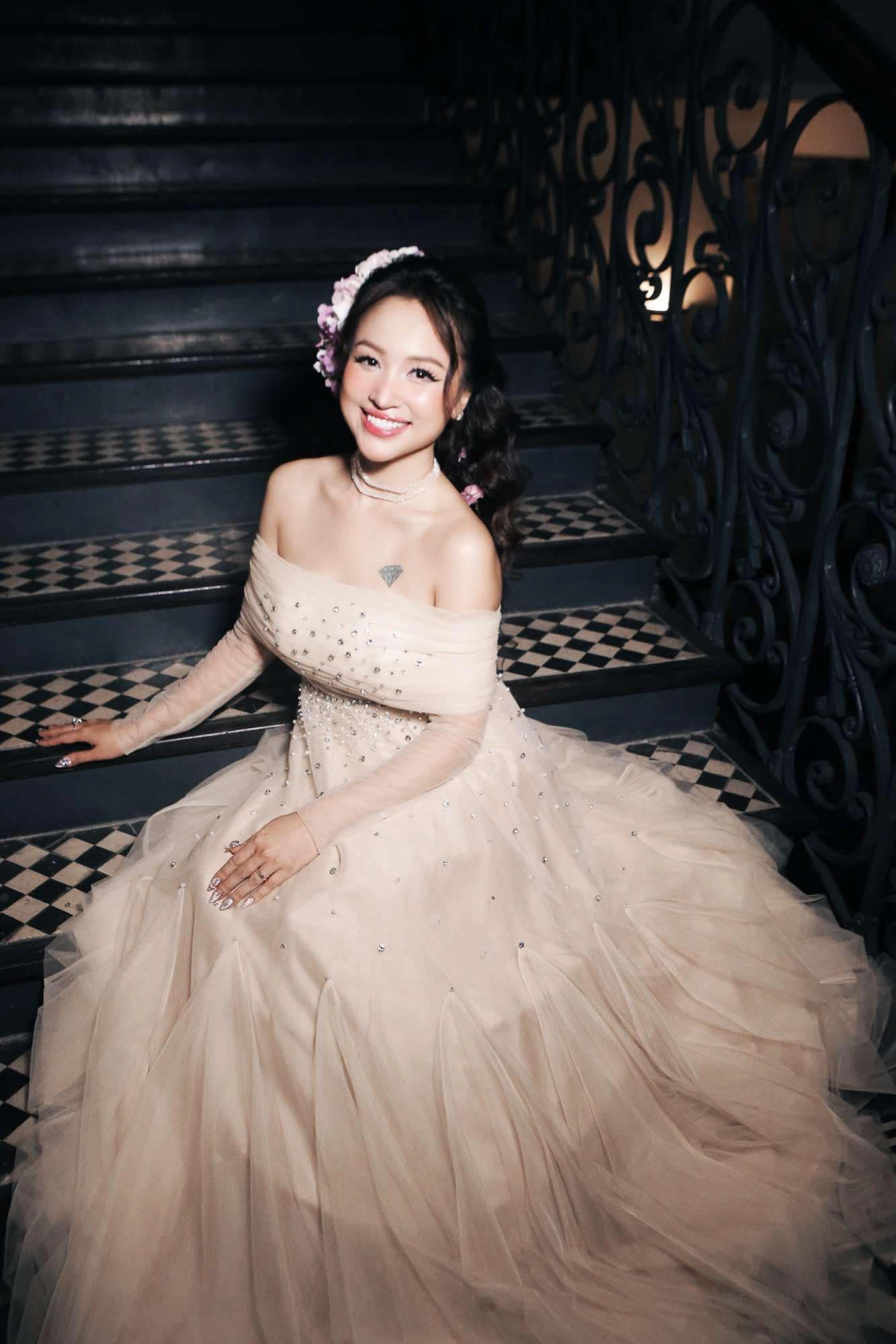Ảnh gái cute k8 với nụ cười tỏa nắng