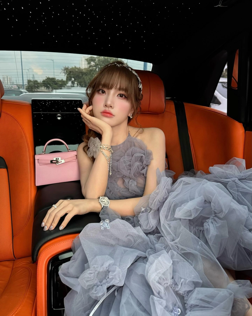 Ảnh gái dễ thương cute và những biểu cảm đáng yêu hết nấc