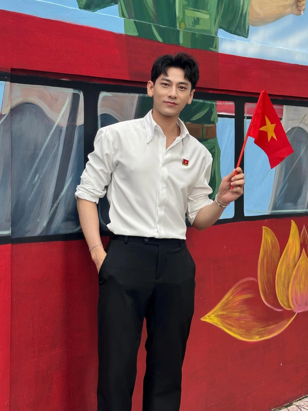 Isaac năm nay bao nhiêu tuổi, anh hiện 37 tuổi