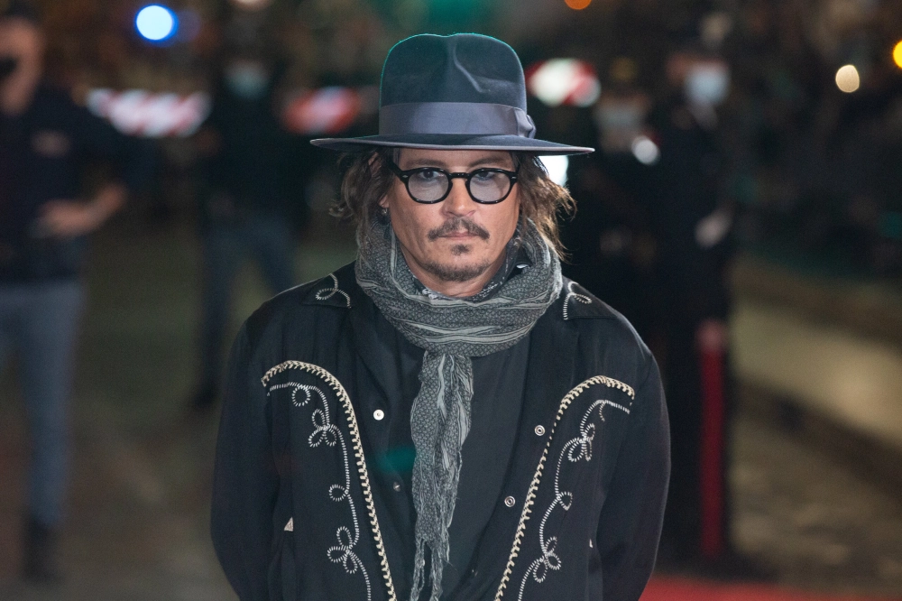 Young Johnny Depp vẻ đẹp nam thần chinh phục khán giả