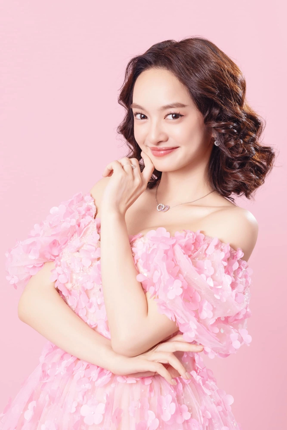 Yêu Nhầm Bạn Thân Kaity Nguyễn bản full được yêu thích