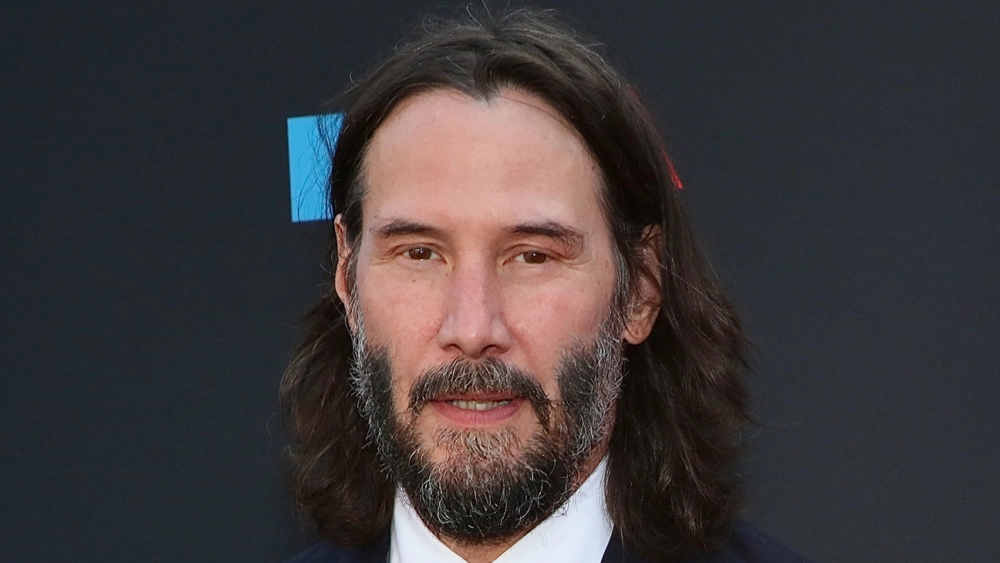 Keanu Reeves and girlfriend chuyện tình cảm khiến fan tò mò