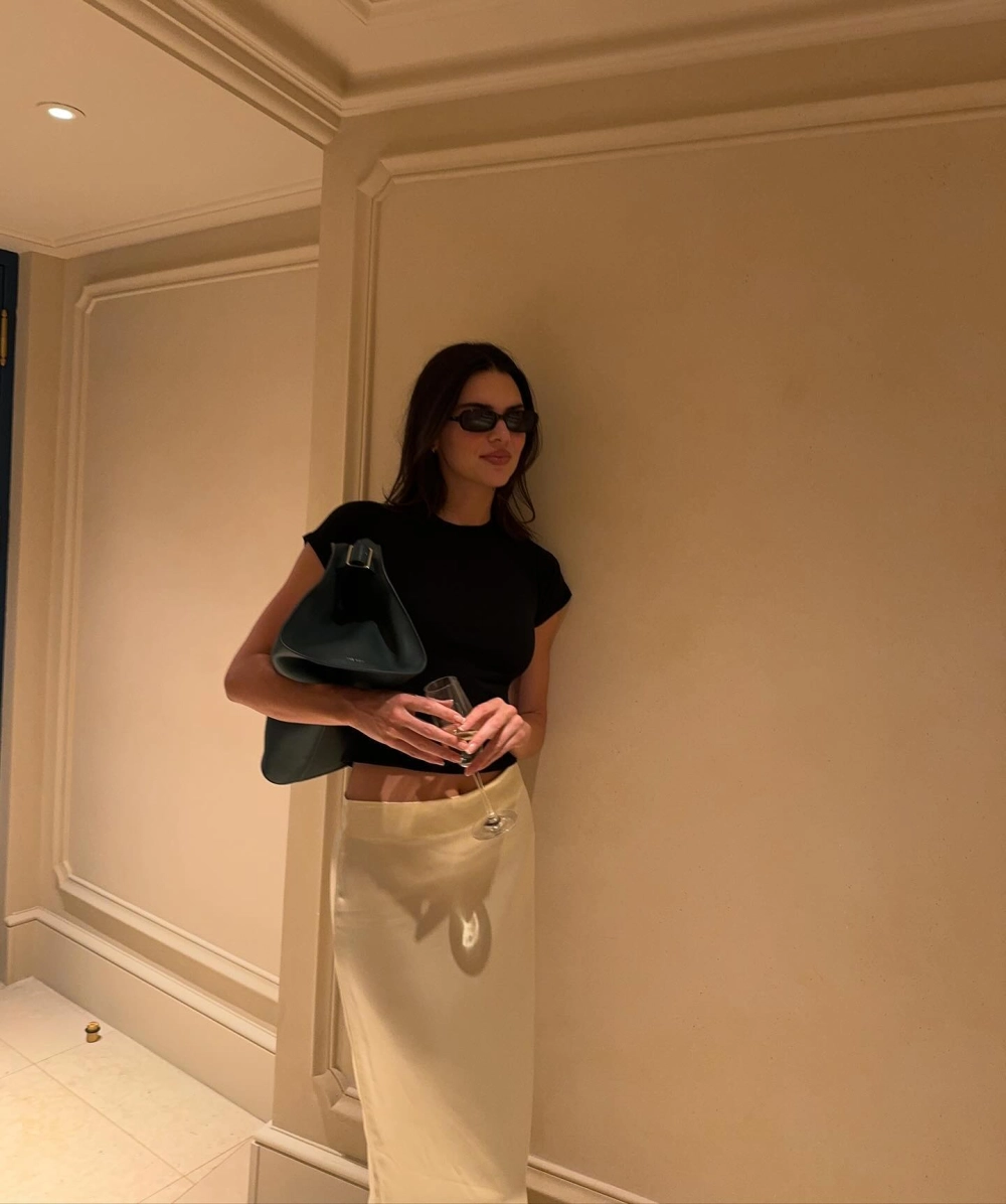 Kendall Jenner and Harry Styles gây bão mạng