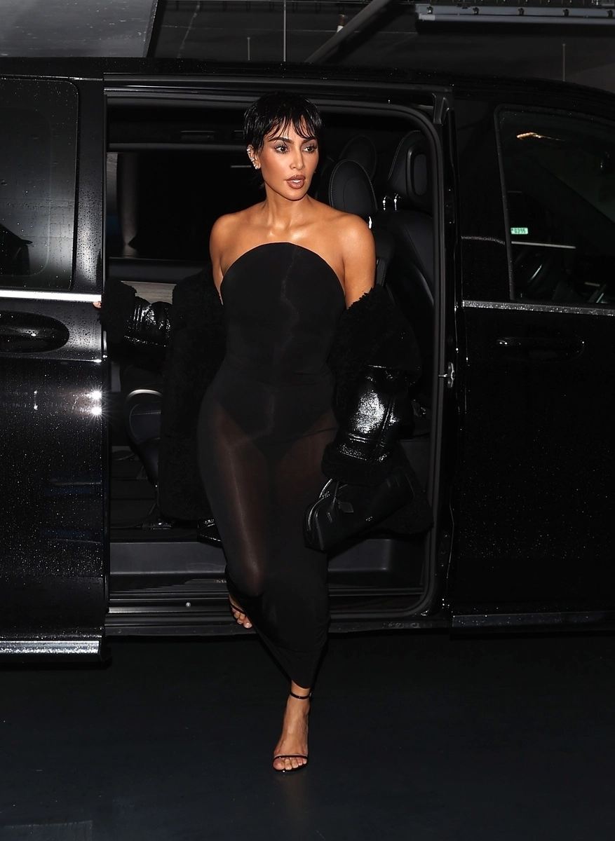 Age Kim Kardashian, cô sinh năm 1980 tại Mỹ
