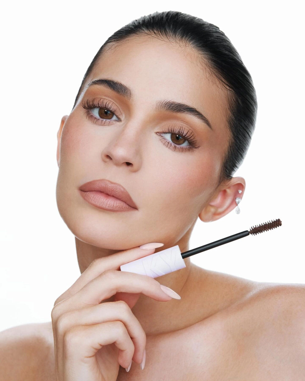 Age Kylie Jenner, cô sinh năm 1997 và rất trẻ