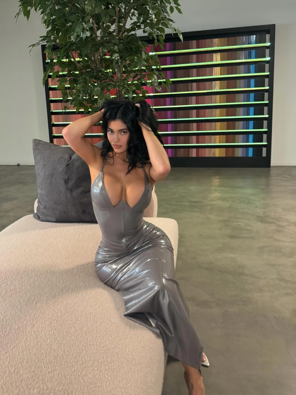 Kylie Jenner age, cô sinh năm 1997 tại Mỹ