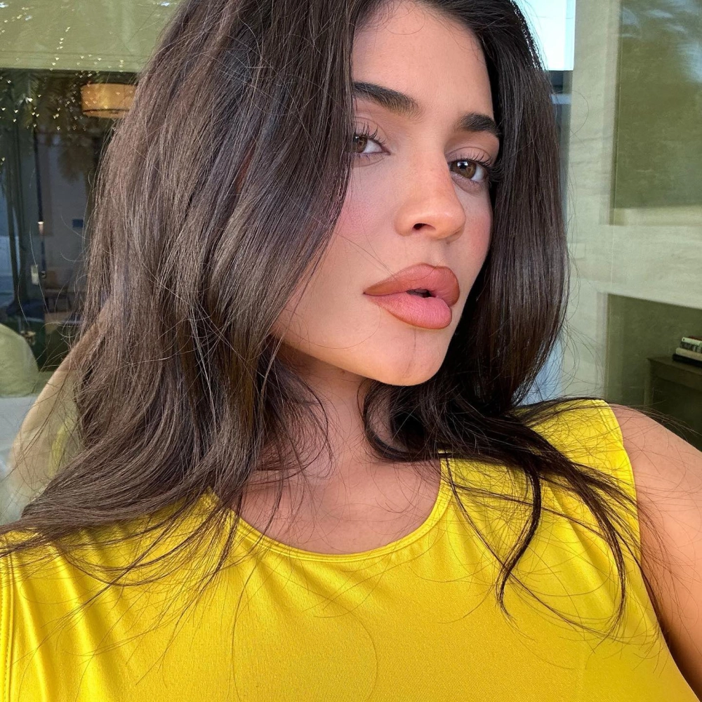 Kylie Jenner perfume mang mùi hương quyến rũ mới