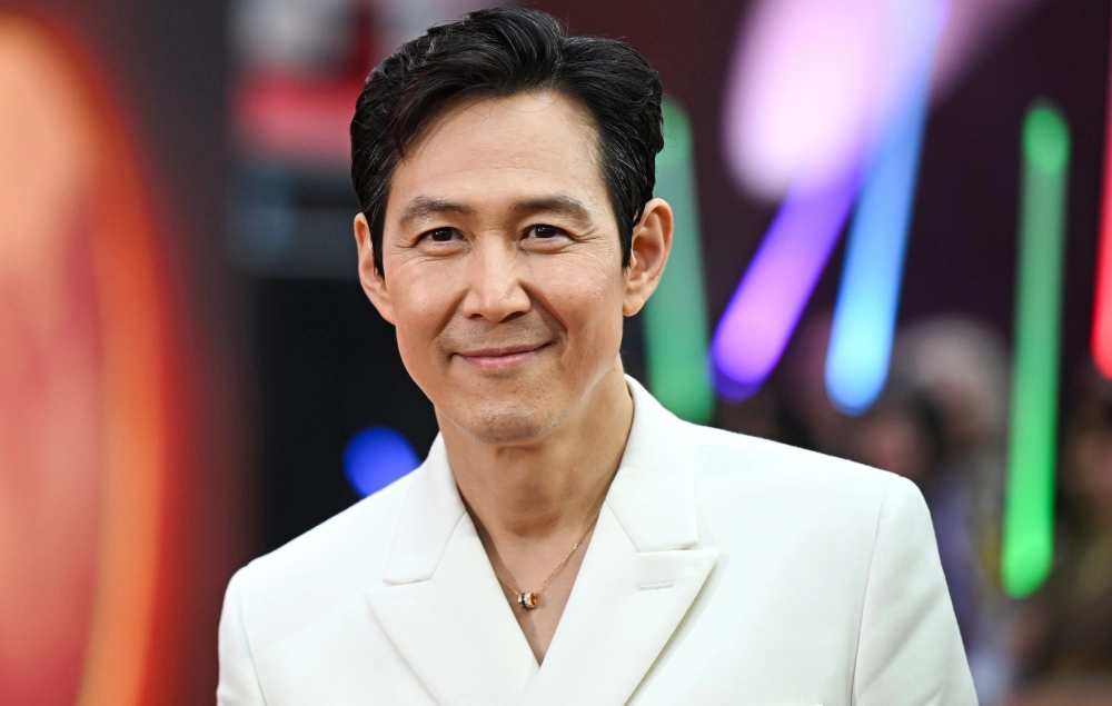 Lee Jung Jae IG cập nhật phong cách thời thượng