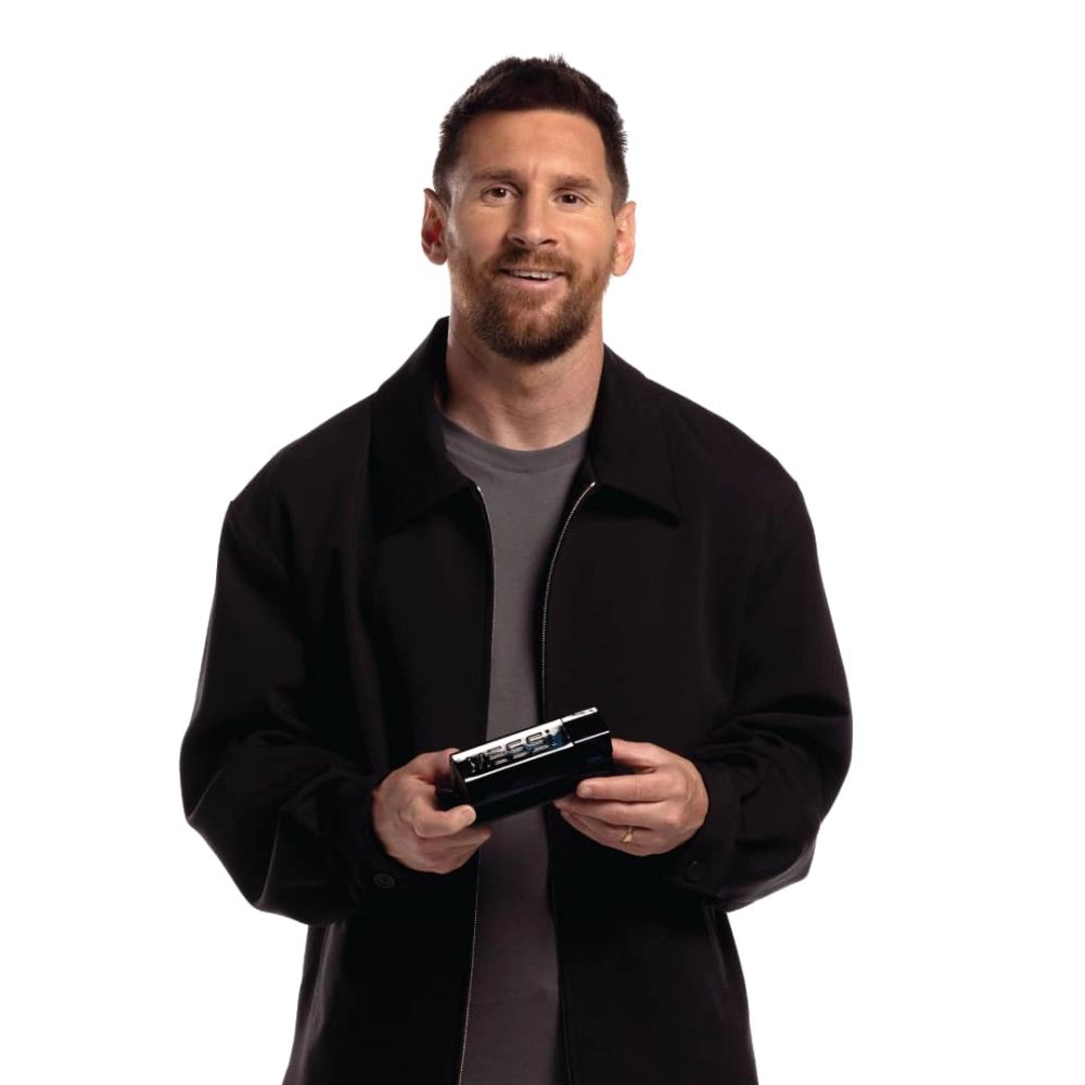 Height of Lionel Messi cao khoảng 1m70 đầy linh hoạt