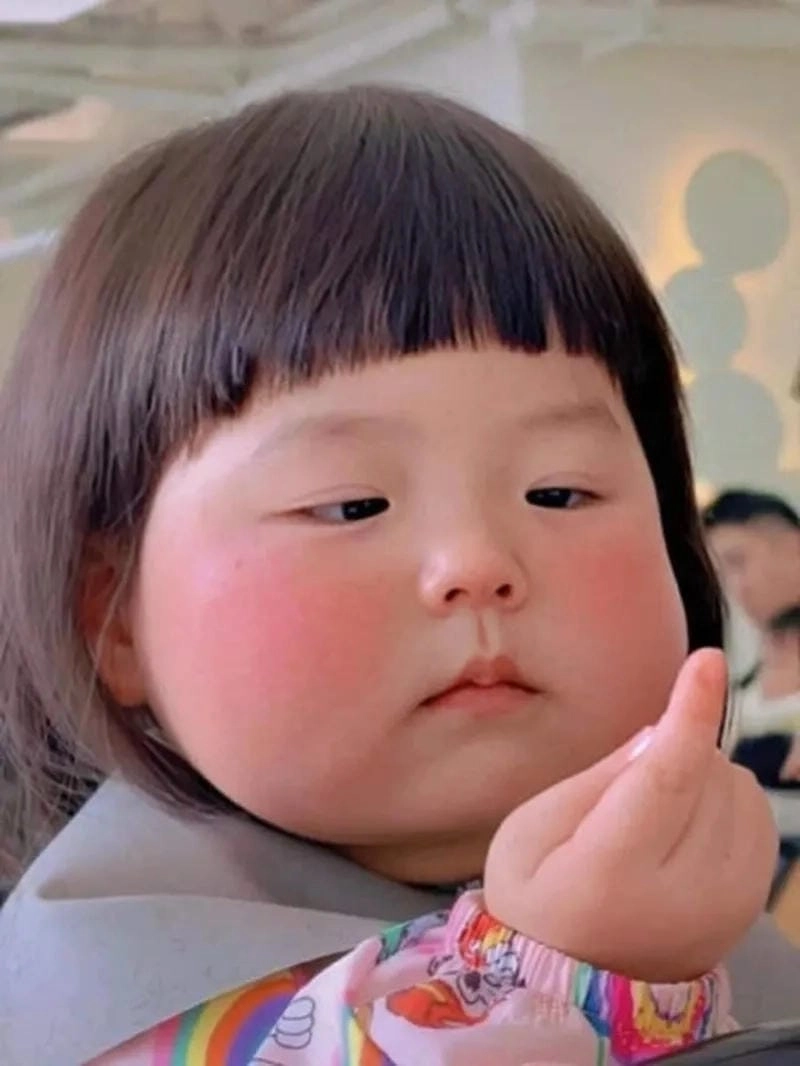 Sưu tầm những bức meme ảnh em bé cute tiếng Việt