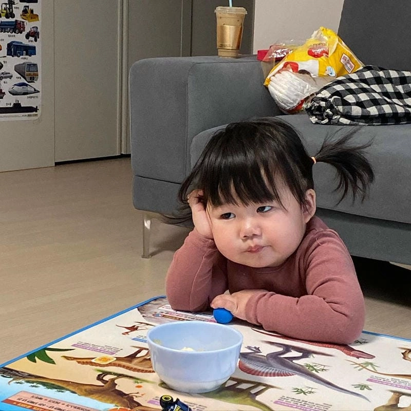 Thức dậy cùng những hình meme chán dễ thương