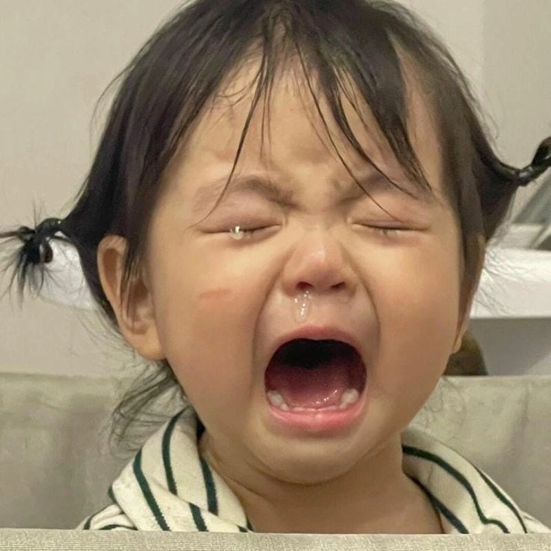 Cười sảng với meme khóc nổi tiếng