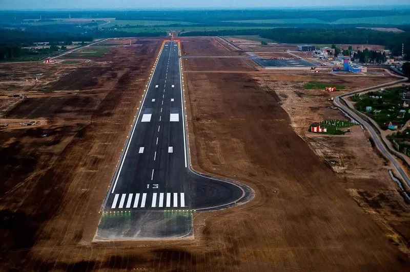 Khám phá ảnh chụp máy bay từ đường băng sống động và sắc nét