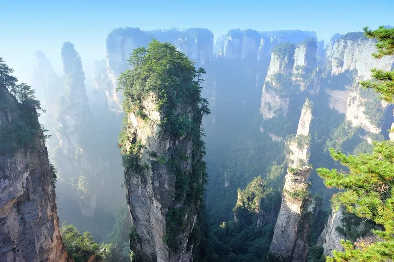 Đắm chìm trong phong cảnh núi non hùng vĩ việt nam thơ mộng