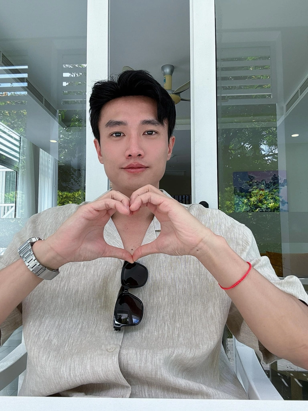 Quốc Trường năm nay 36 tuổi vẫn phong độ và cuốn hút