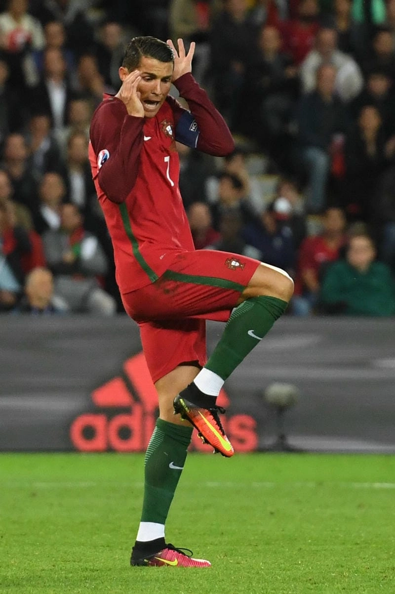 Tìm về ronaldo meme nổi tiếng