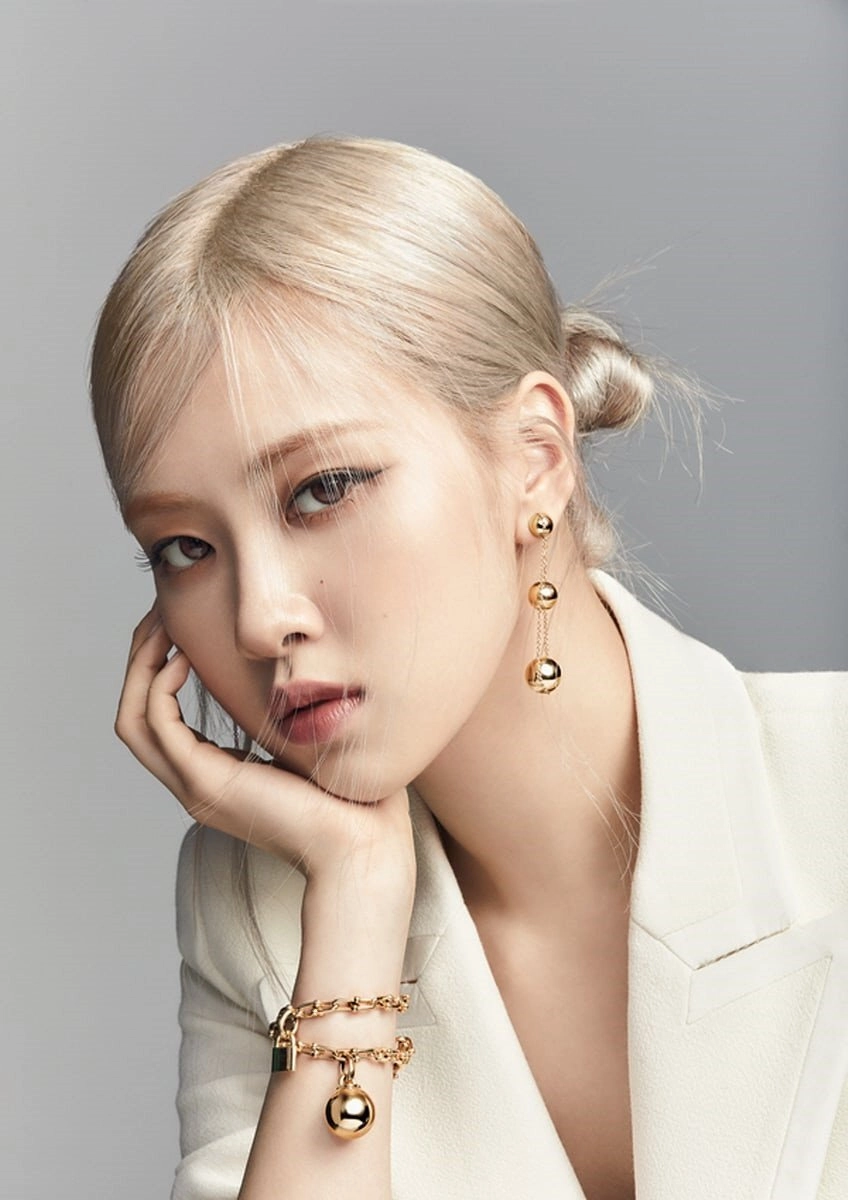 Rosé album sản phẩm âm nhạc solo được mong chờ bùng nổ