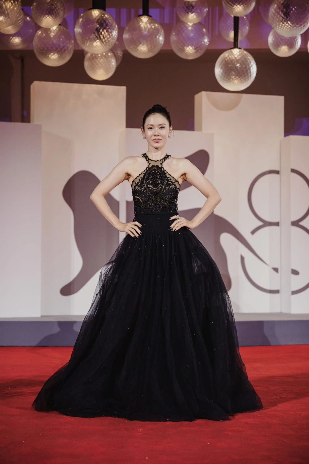 Son Ye-jin wedding gây chú ý truyền thông châu Á