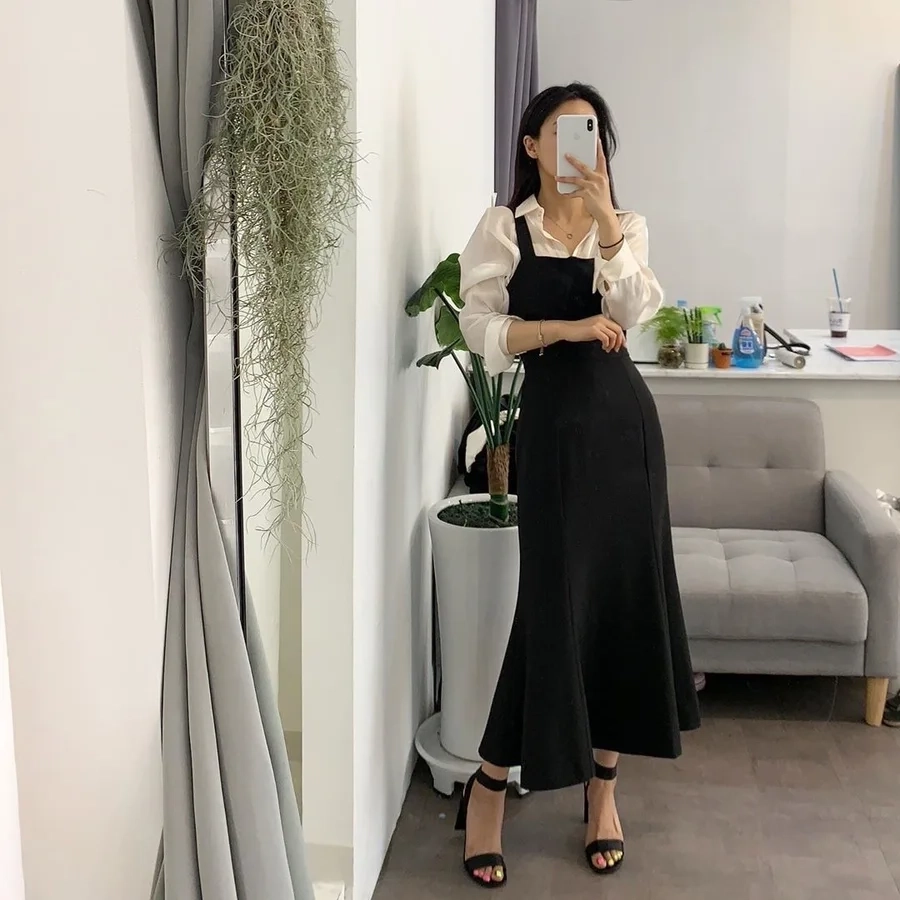 Hình ảnh gái xinh che mặt bằng điện thoại và trào lưu chụp ảnh trước gương