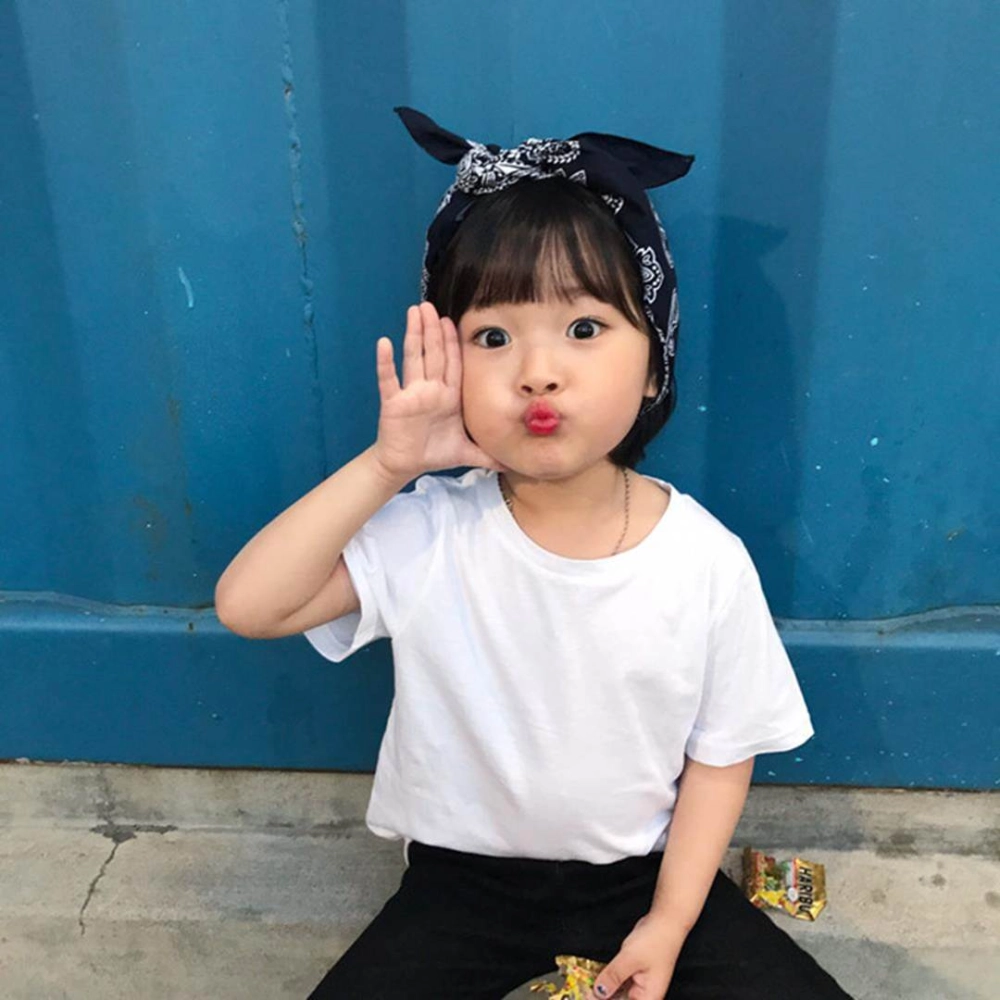 Hình ảnh bé gái dễ thương cho điện thoại HD và chất lượng vượt trội