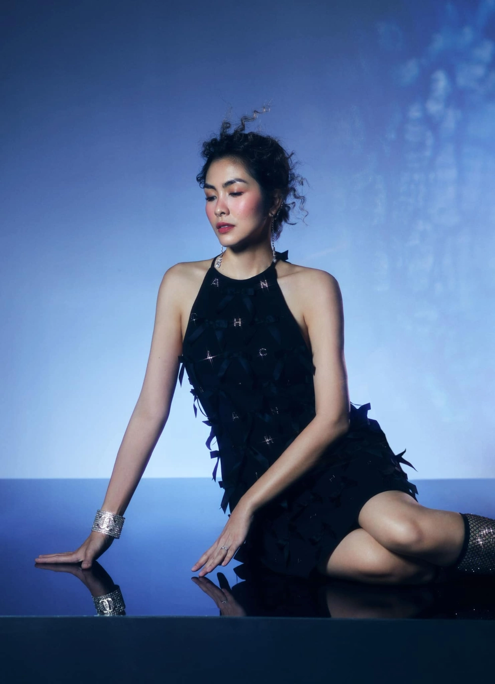 Hình ảnh mới nhất của Tăng Thanh Hà giản dị mà sang trọng