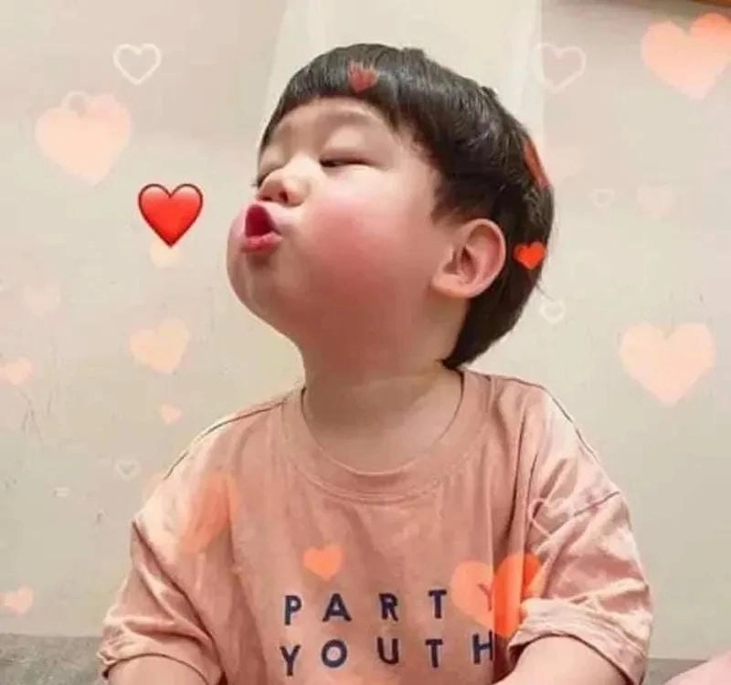 Thức dậy cùng những hình meme thả tim đáng yêu