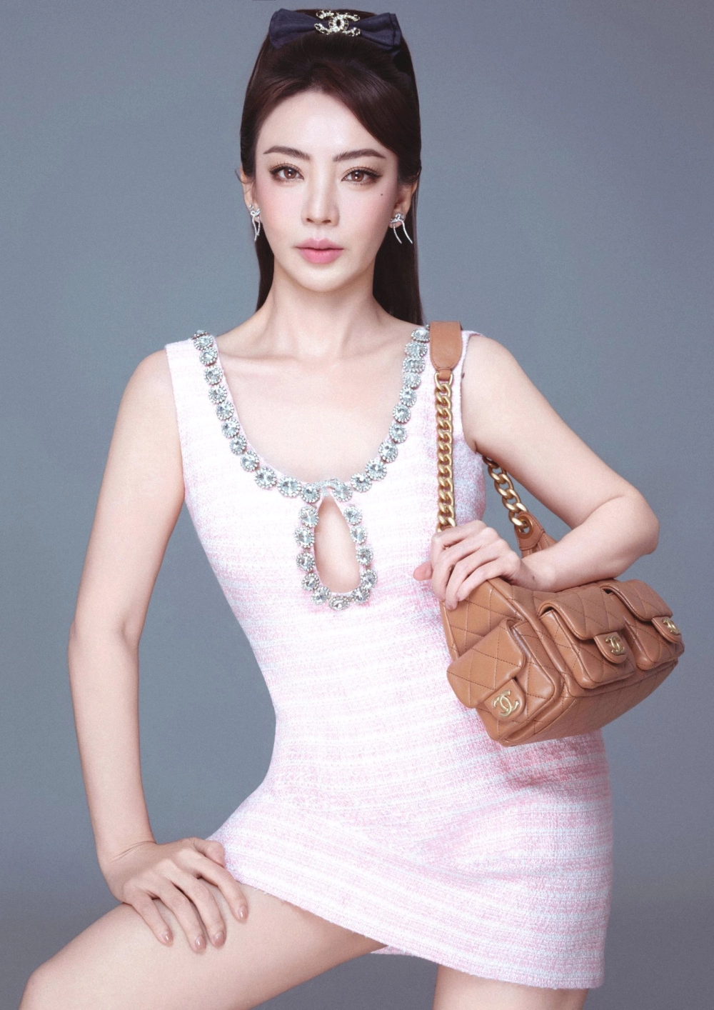 Thu Trang sinh năm 1984, giàu kinh nghiệm và bản lĩnh